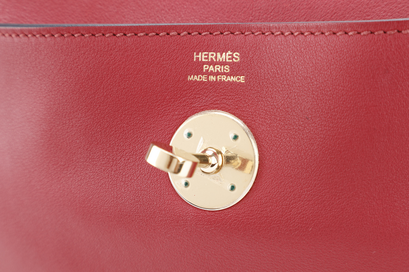 HERMES LINDY 26 ROUGE GRENAT SWIFT LEATHER GOLD HARDWARE STAMP X (YEAR 2016) WITH DUST COVER, INNER COMPARTMENT AND RAINCOAT
