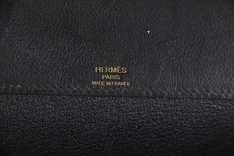 HERMES KELLY DEPECHES POUCH 25 STAMP U (YEAR 2022) BLACK EVERCOLOR LEATHER GOLD HARDWARE