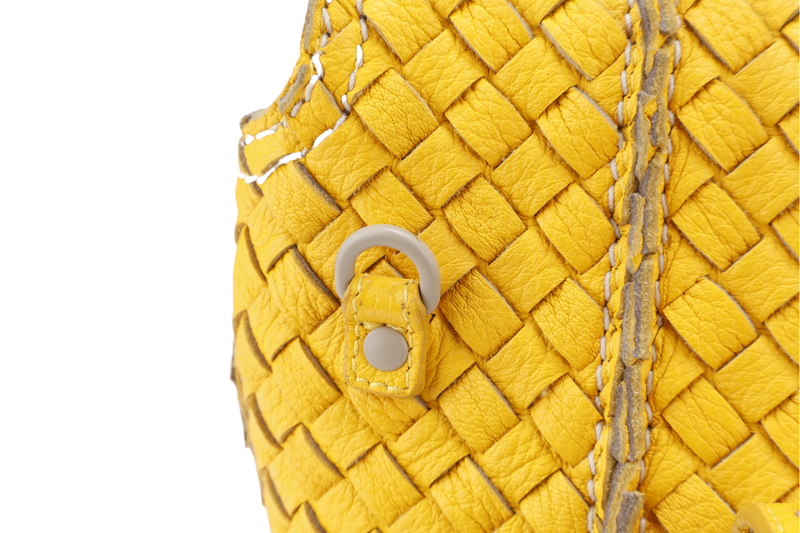 BOTTEGA VENETA VIVO CERVO INTRECCIATO BAG YELLOW LEATHER WITH GREY ANCHOR LINKS WITH LEATHER STRAPS AND DUST COVER