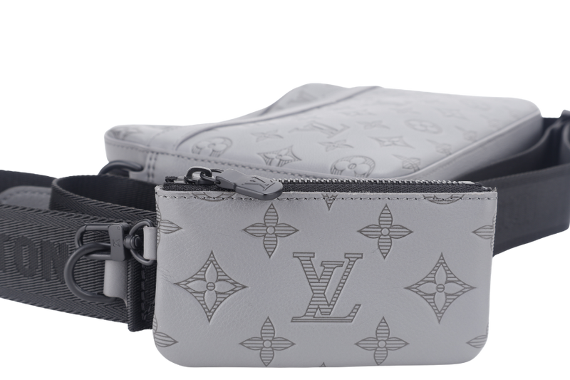 LOUIS VUITTON M46603 TRIO MESSENGER GREY MONOGRAM SHADOW BHW WITH DUST COVER