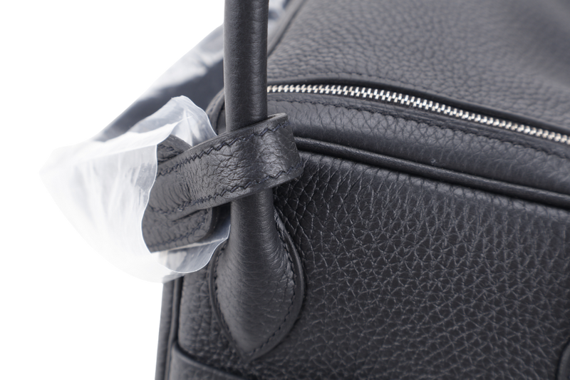 HERMES LINDY 26 BLACK CLEMENCE LEATHER SILVER HARDWARE STAMP Z (YEAR 2021) WITH DUST COVER, BOX AND FELT COVER