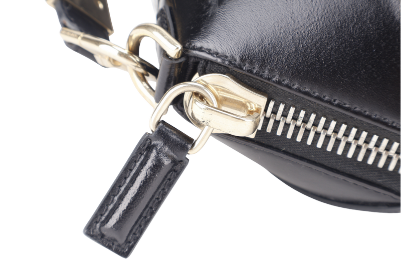 GIVENCHY ANTIGONA MEDIUM BLACK LEATHER GOLD HARDWARE WITH DUST COVER