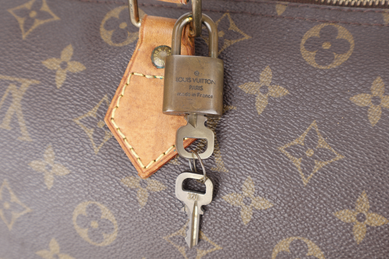 LOUIS VUITTON M41526 SPEEDY 30 MONOGRAM CANVAS GOLD HARDWARE NO DUST COVER