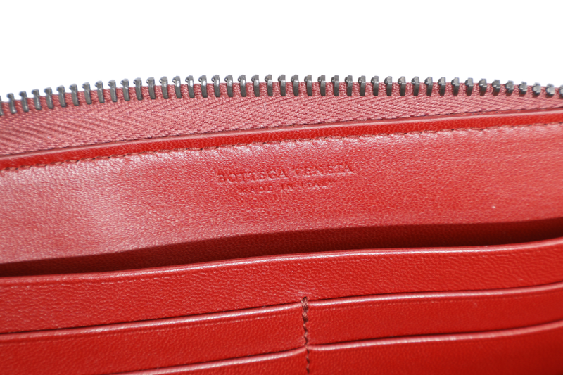 BOTTEGA VENETA INTRECCIATO RED ZIP AROUND WALLET B06817611U WITH DUST COVER AND BOX