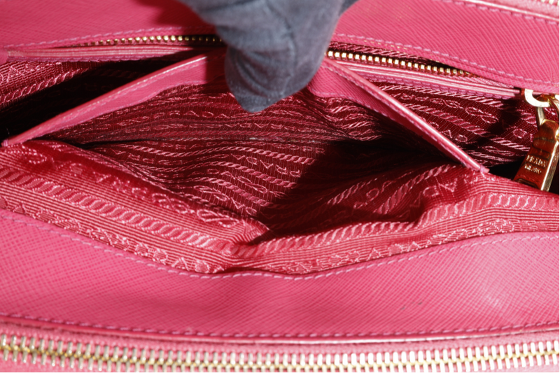 PRADA SAFFIANO LUX TOTE PINK BAG WITH STRAPS GOLD HARDWARE AND DUST COVER NO CARD