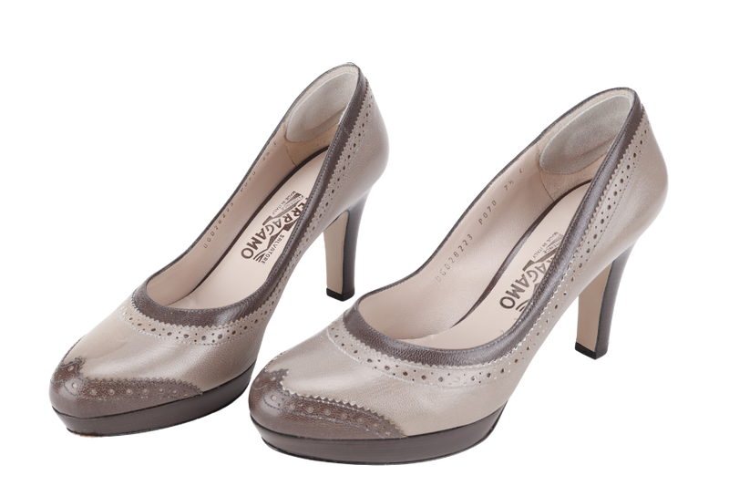 SALVATORE FERRAGAMO SHOES SIZE 7.5
