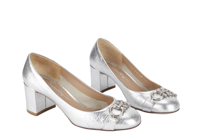 SALVATORE FERRAGAMO PUMPS SHOES METALLIC SILVER SIZE 4.5