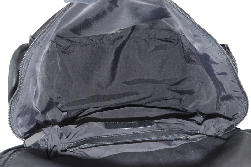 ALEXANDER WANG BLACK NAPPA LEATHER MESSENGER BAG WITH DUST COVER