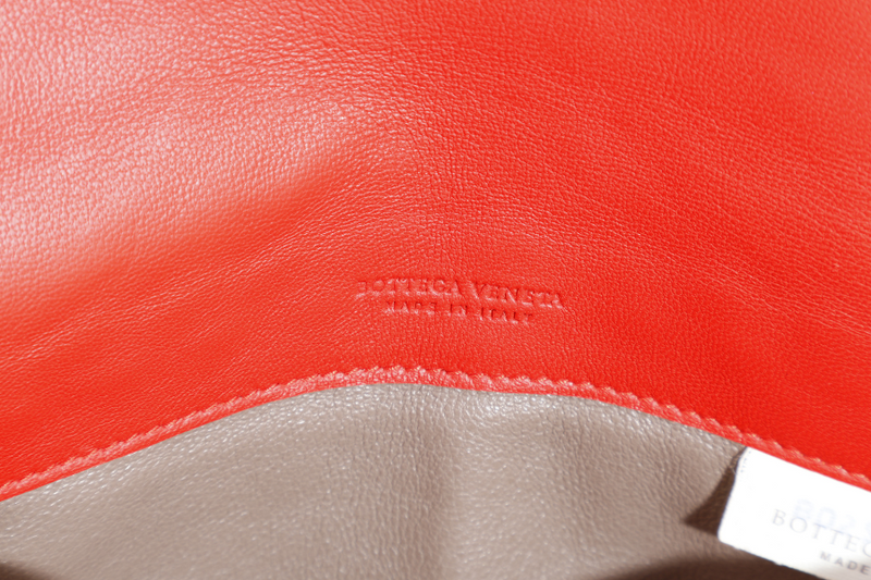 BOTTEGA VENETA CONTINENTAL FLAP WALLET RED INTRECCIATO LEATHER WITH DUST COVER AND BOX