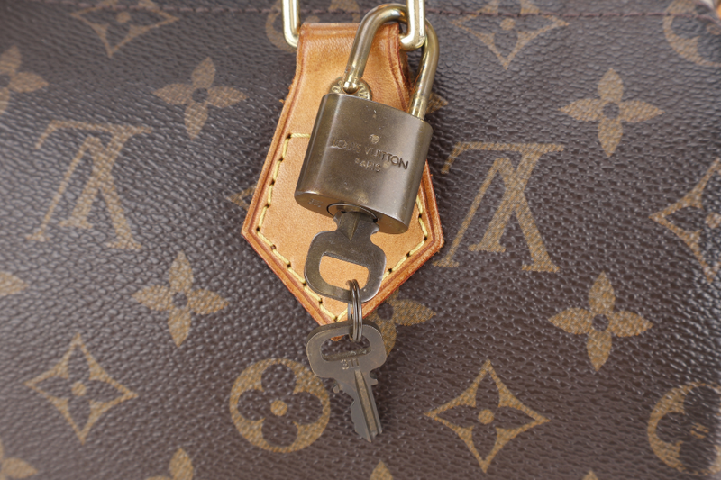 LOUIS VUITTON SPEEDY 25 MONOGRAM CANVAS GOLD HARDWARE NO DUST COVER