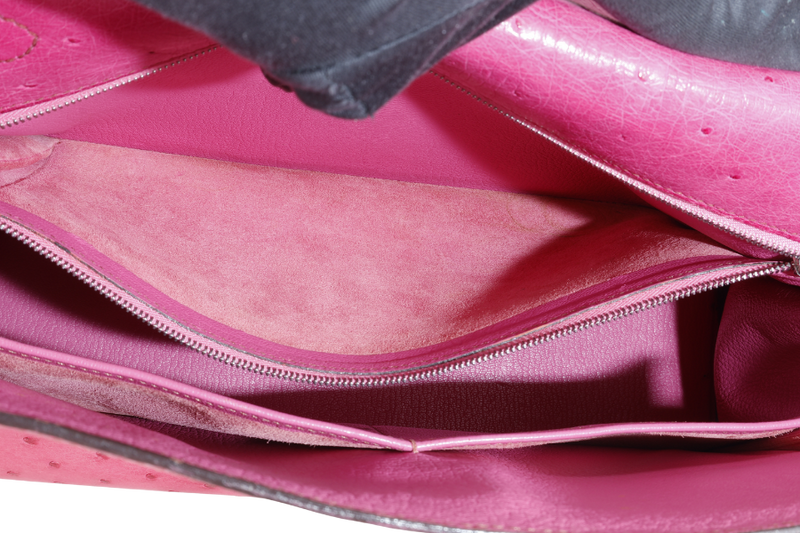 HERMES KELLY 32 RETOURNE FUCHSIA OSTRICH PHW STAMP I (YEAR 2005) WITH STRAPS AND DUST COVER