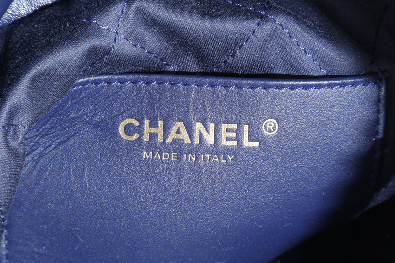 CHANEL MINI 22 (XE8Kxxxx) BLUE SHINY CALF LEATHER GOLD HARDWARE WITH DUST COVER, BOX AND PAPER BAG