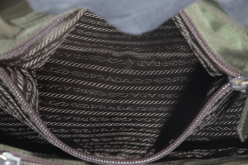 PRADA B3864 TESSUTO CITY NYLON GREEN TOTE BAG WITH CARD NO DUST COVER