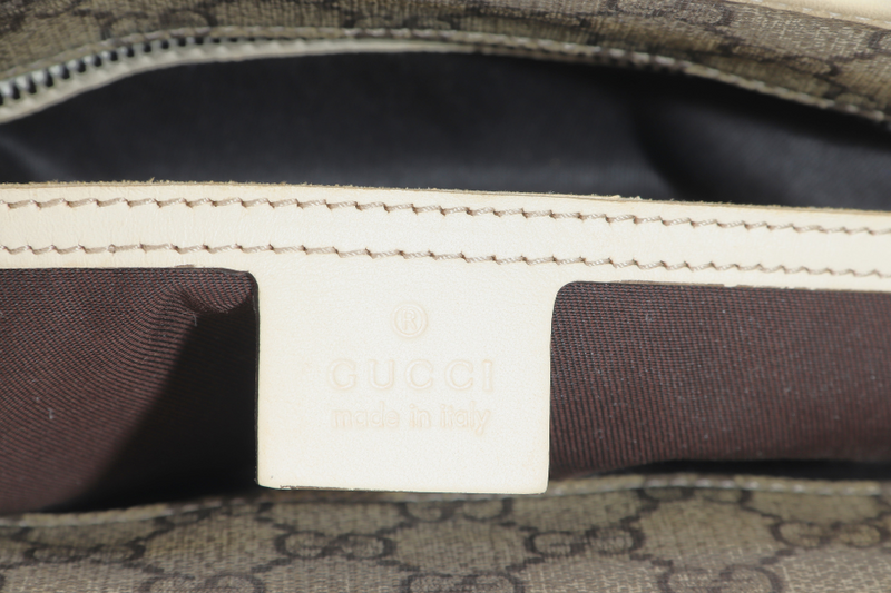 GUCCI GG SUPREME WHITE CANVAS TOTE WITH DUST COVER