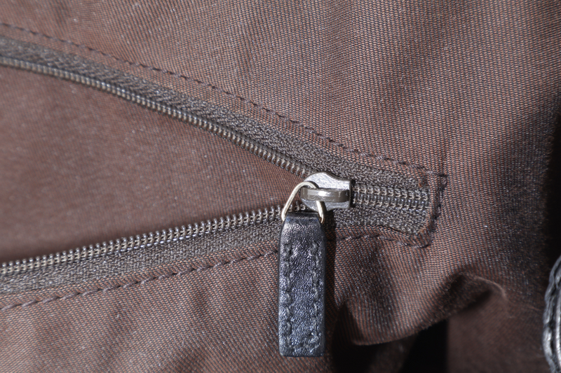 GUCCI SUKEY TOTE BAG BEIGE CANVAS WITH GOLD HARDWARE NO DUST COVER