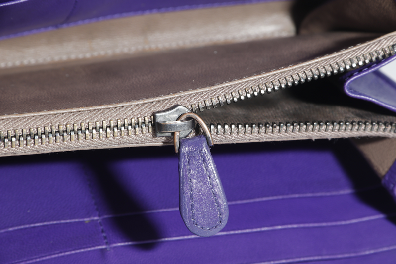 BOTTEGA VENETA LONG WALLET INTRECCIATO PURPLE LEATHER WITH DUST COVER AND BOX