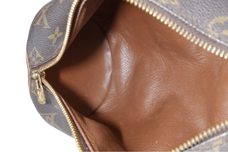 LOUIS VUITTON PAPILLON 26 MONOGRAM COATED CANVAS GOLD HARDWARE WITH DUST COVER