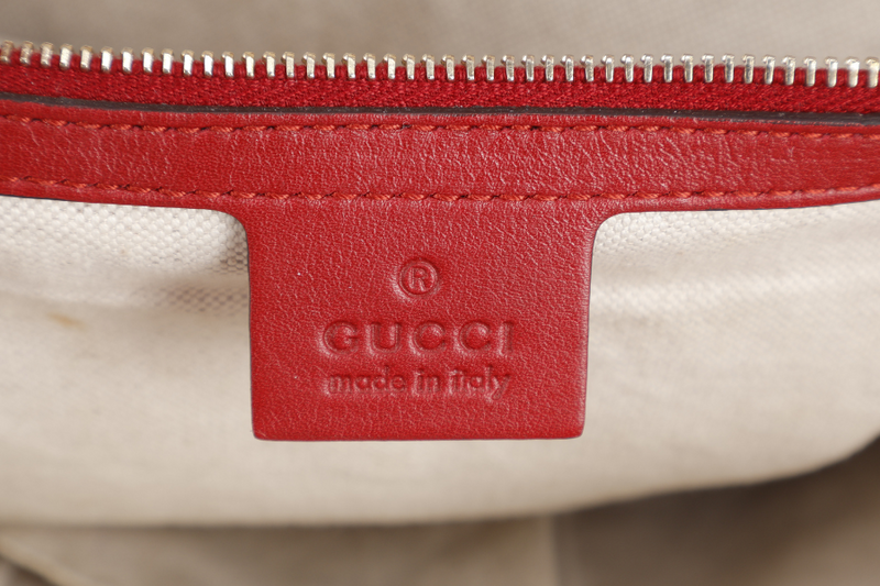 GUCCI RED MICROGUCCISSIMA ENAMEL TOTE BAG GOLD HARDWARE WITH DUST COVER