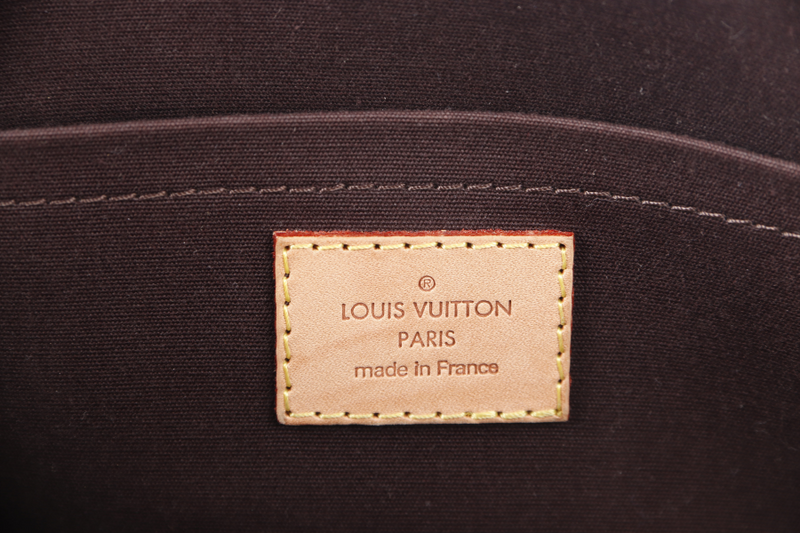 LOUIS VUITTON ROSEWOOD AVENUE AMARANTE MONOGRAM VERNIS LEATHER GOLD HARDWARE WITH DUST COVER