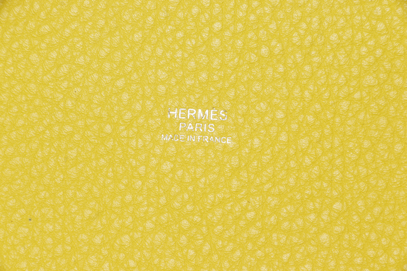 HERMES PICOTIN 18 LIME CLEMENCE LEATHER SILVER HARDWARE STAMP Y (YEAR 2020) WITH LOCK, KEY AND DUST COVER