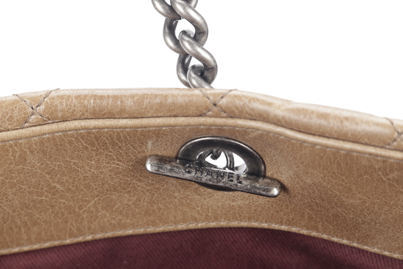 CHANEL FRONT POCKET FLAP SHOPPING TOTE (1974xxxx) BROWN GLAZED CALFSKIN SILVER HARDWARE WITH DUST COVER