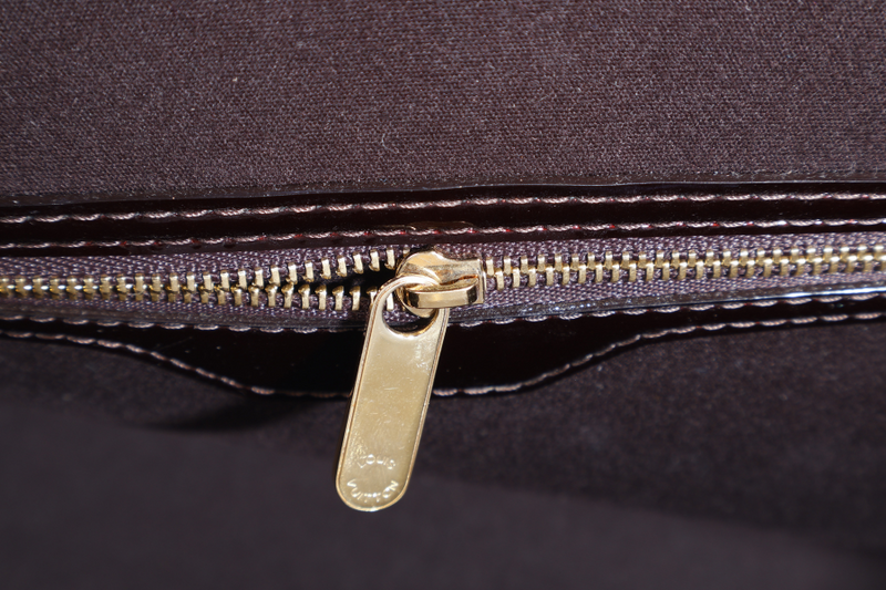 LOUIS VUITTON M91567 AVALON MM AMARANTE MONOGRAM VERNIS LEATHER GOLD HARDWARE WITH DUST COVER