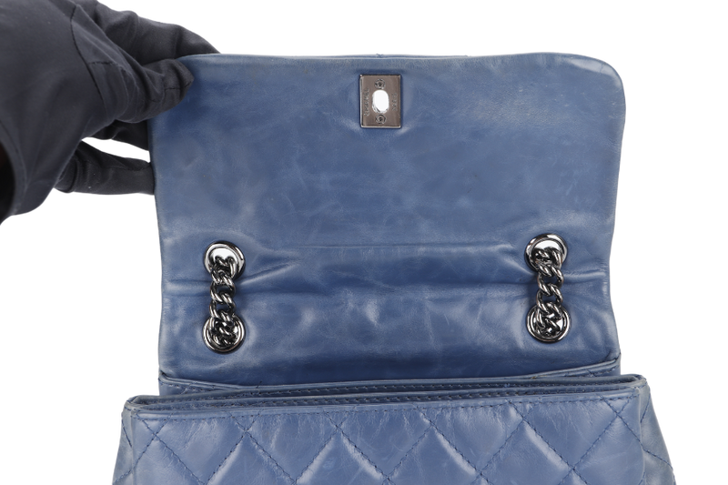 CHANEL FLAP MEDIUM BLUE SHOULDER BAG (2075xxxx) CALFSKIN LEATHER PALLADIUN HARDWARE WITH CARD AND DUST COVER