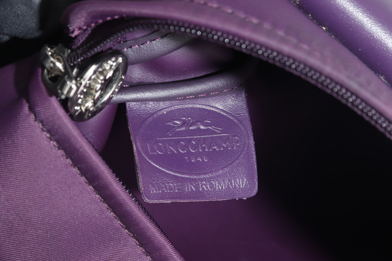 LONGCHAMP MESSENGER PURPLE NYLON SILVER HARDWARE