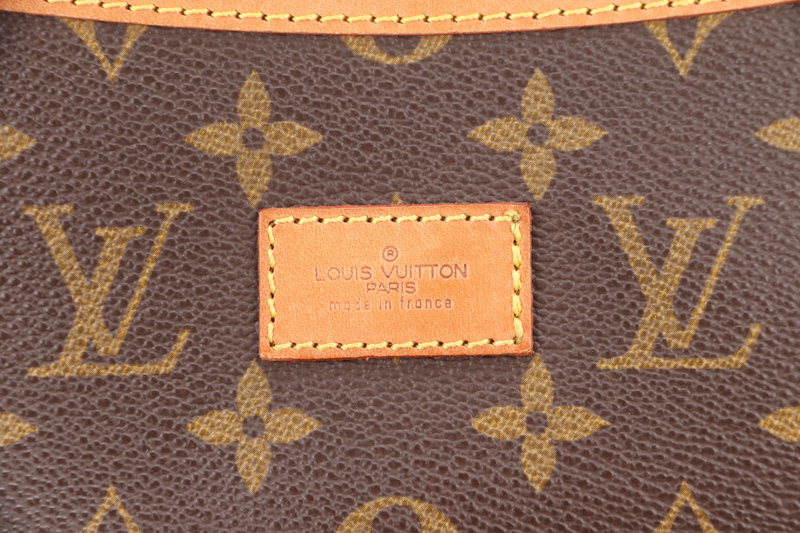 LOUIS VUITTON M42256 SAUMUR 35 MONOGRAM CANVAS GOLD HARDWARE NO DUST COVER