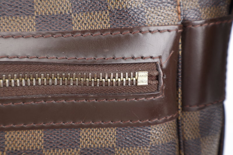 LOUIS VUITTON BASTILLE MESSENGER DAMIER EBENE NO DUST COVER