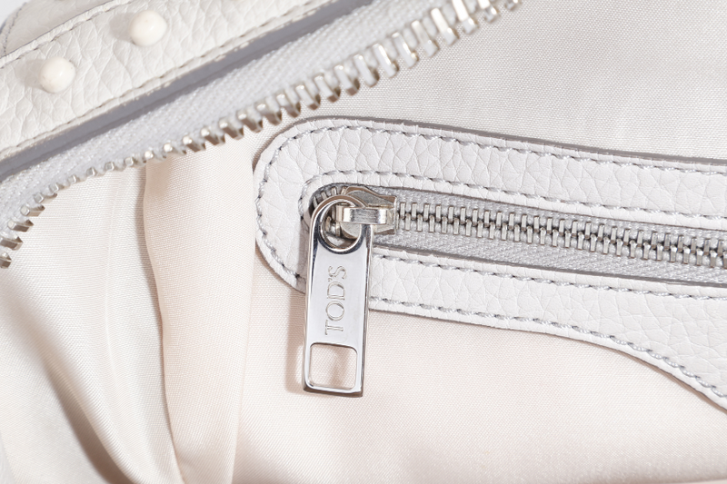 TOD'S DON BAULETTO LIGHT GREY CALF LEATHER SILVER HARDWARE WITH DUST COVER AND STRAPS