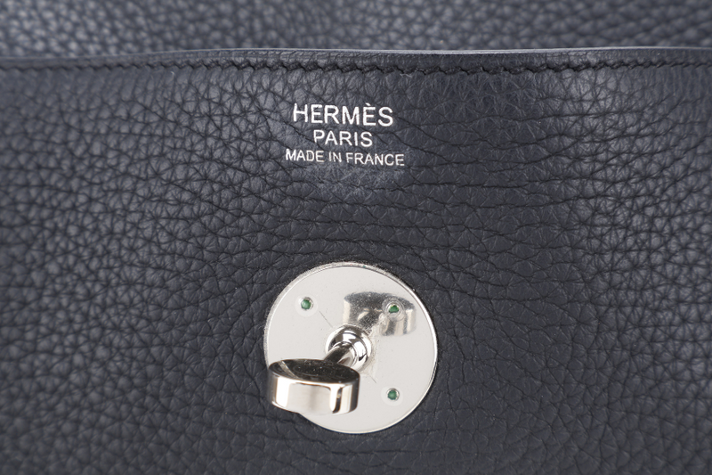 HERMES LINDY 30 BLACK CLEMENCE LEATHER PALLADIUM HARDWARE [STAMP X ( YEAR 2016)] WITH DUST COVER