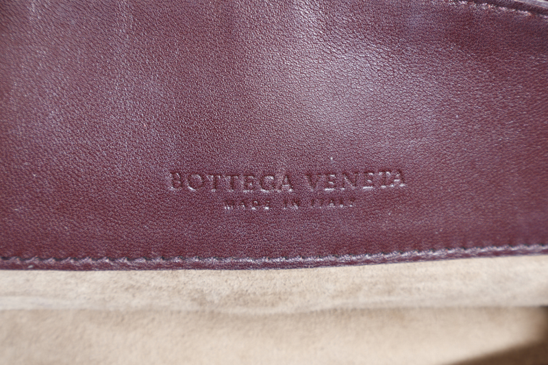BOTTEGA VENETA NAPPA INTRECCIATO OLIMPIA SHOULDER BAG SMALL BROWN LEATHER GOLD HARDWARE NO DUST COVER