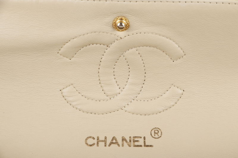 CHANEL VINTAGE CLASSIC FLAP MEDIUM BEIGE LAMBSKIN GOLD HARDWARE (300xxxx) NO CARD AND NO DUST COVER