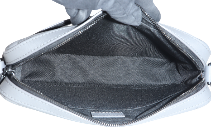 LOUIS VUITTON M46603 TRIO MESENGER BAG GREY MONOGRAM SHADOW BLACK HARDWARE WITH DUST COVER