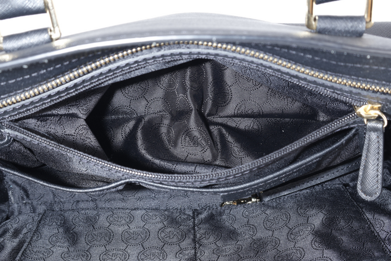 MICHAEL KORS SELMA LARGE SAFFIANO BLACK LEATHER TOTE BAG WITH GOLD HARDWARE AND DUST COVER