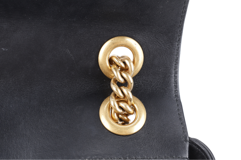 GUCCI MARMONT SMALL BLACK LEATHER GOLD HARDWARE WITH DUST COVER