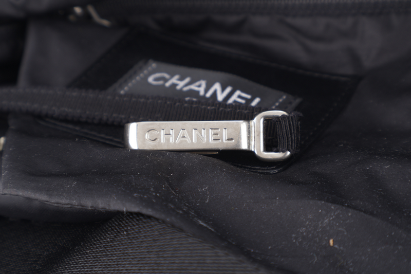 CHANEL DOUDOUNE CROSSBODY (2654xxxx) BLACK NYLON SILVER HARDWARE WITH CARD AND DUST COVER