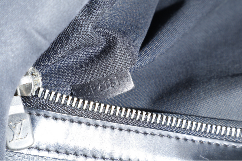 LOUIS VUITTON N58033 DANIEL MESSENGER BAG GM DAMIER GRAPHITE CANVAS SILVER HARDWARE NO DUST COVER