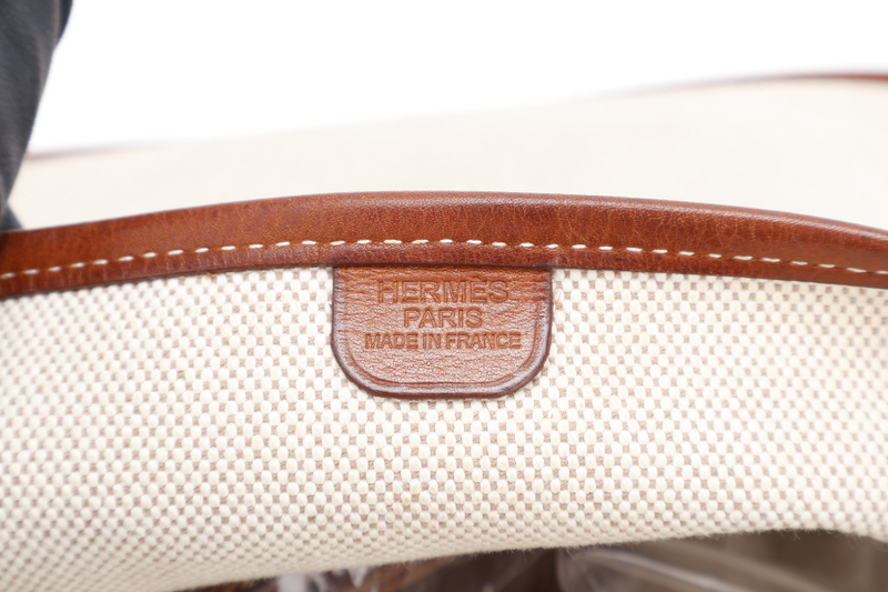 HERMES EVELYN PM STAMP SQUARE K (YEAR 2007) TOILE x BARENIA LEATHER WITH STRAP AND DUST COVER
