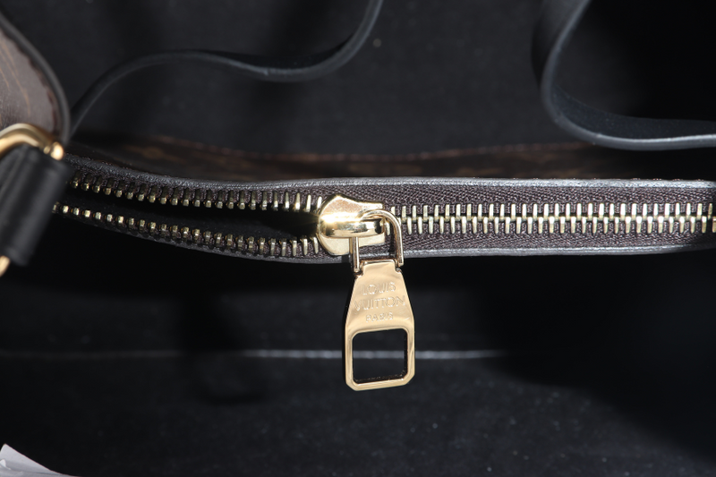 LOUIS VUITTON M44020 NEONOE MM MONOGRAM CANVAS GOLD HARDWARE WITH STRAPS AND DUST COVER