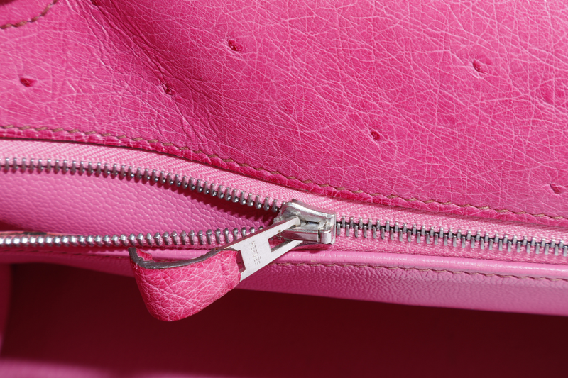 HERMES KELLY 32 RETOURNE FUCHSIA OSTRICH PHW STAMP I (YEAR 2005) WITH STRAPS AND DUST COVER