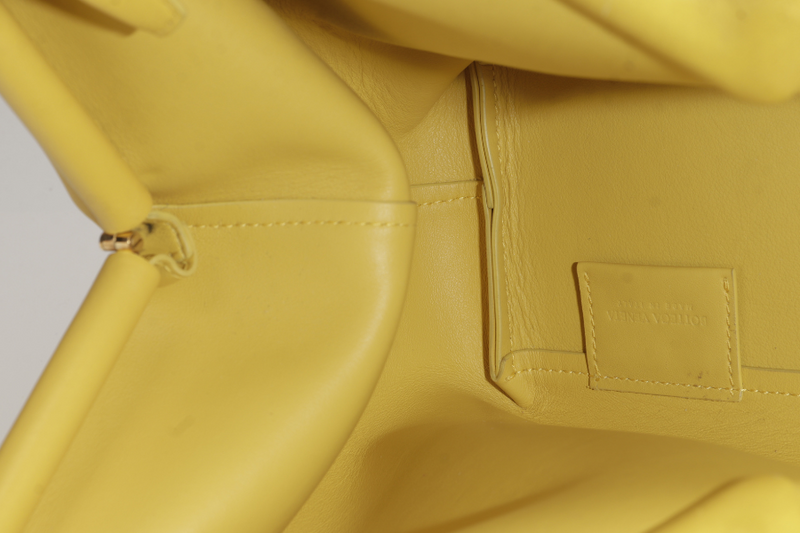 BOTTEGA VENETA MIRABELLE MEDIUM YELLOW POINT BAG WITH DUST COVER
