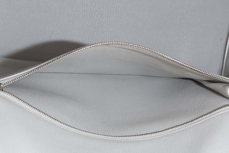 HERMES BIRKIN FLAG 35 WHITE AND GRIS PERLE CLEMENCE, LIZARD LEATHER SILVER HARDWARE STAMP Q SQUARE (YEAR 2013) WITH LOCK & KEYS AND DUST COVER