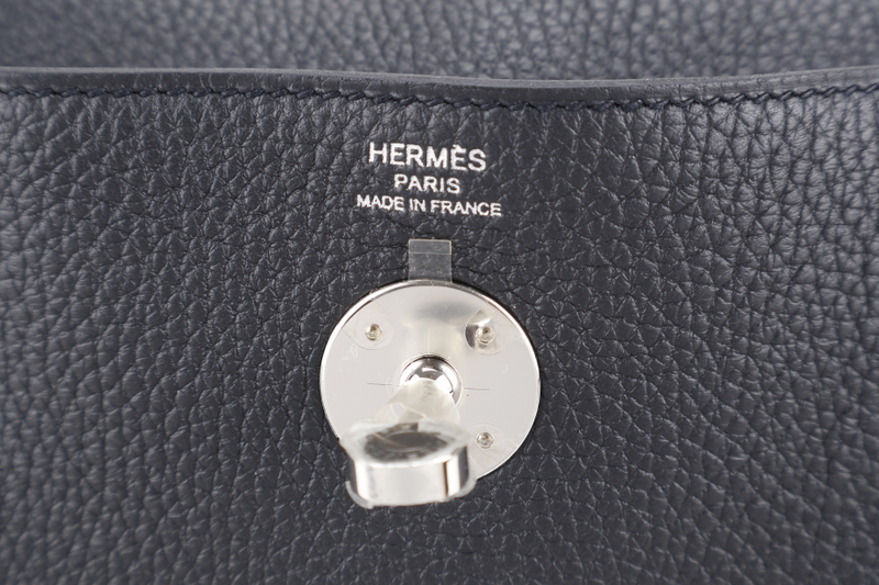 HERMES LINDY 26 BLACK CLEMENCE LEATHER SILVER HARDWARE STAMP Z (YEAR 2021) WITH DUST COVER, BOX AND FELT COVER