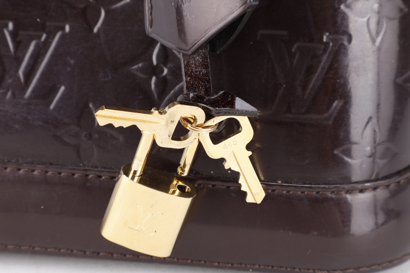 LOUIS VUITTON ALMA BB AMARANTE VERNIS (M12173) GOLD HARDWARE WITH LOCK&KEYS , DUST COVER, STRAPS AND BOX