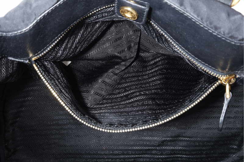 PRADA BN1995 NYLON TOTE NERO WITH CARD NO DUST COVER