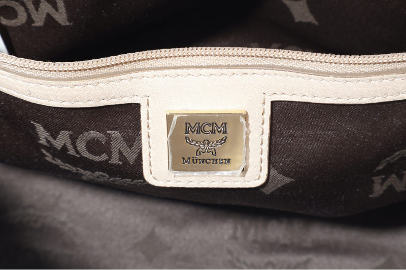 MCM BOSTON LIGHT BEIGE MONOGRAM CANVAS GOLD HARDWARE WITH KEYS, LOCK AND DUST COVER