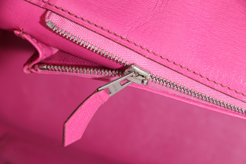 HERMES BIRKIN 35 SHINY POROSUS ROSE TYRIEN SILVER HARDWARE STAMP UNCLEAR WITH KEYS, LOCK, RAINCOAT AND DUST COVER