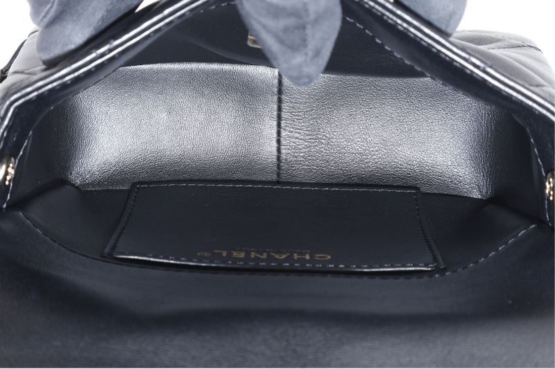 CHANEL CHAIN AROUND SHOULDER BAG (NPL1xxxx) BLACK LAMBSKIN GOLD HARDWARE WITH DUST COVER, BOX AND PAPER BAG